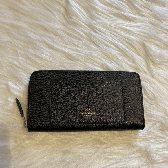 Coach purse and wallet set